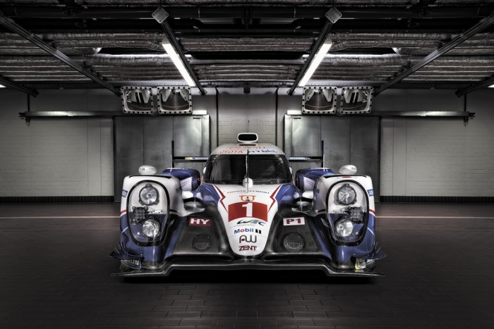 2015_Toyota_TS040_Studio