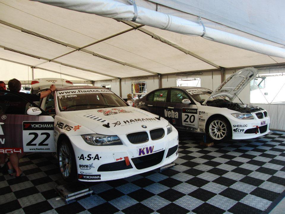Jezdci týmu Křenek Motorsport na čele pátečních testů Jezdci týmu Křenek Motorsport na čele pátečních testů