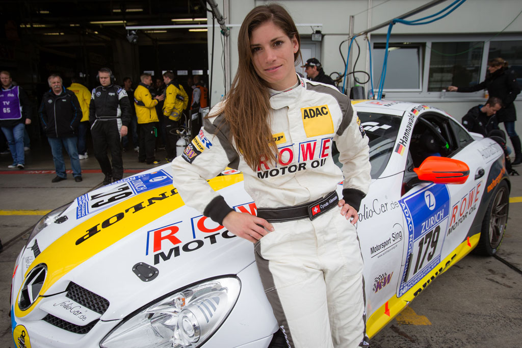 Nordschleife připomínala videohru, říká půvabná Cyndie Allemann
