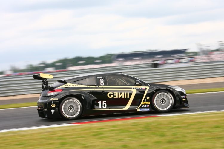 Gravity-Charouz Racing veze z Moskvy tři umístění v TOP10