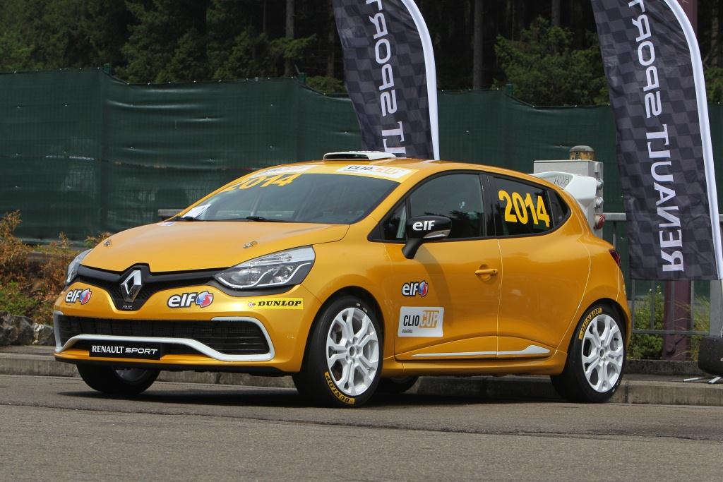 Nový vůz Renault Clio Cup 2014 přichází