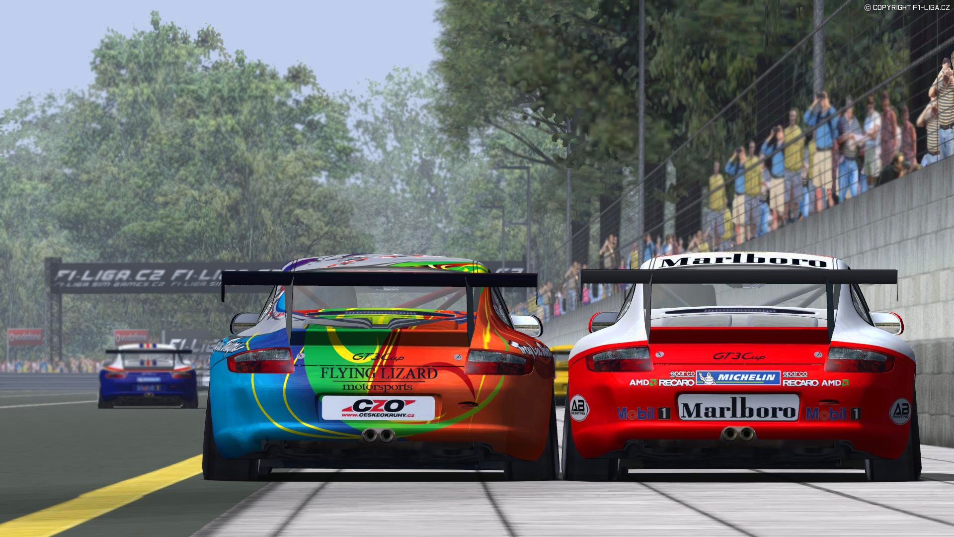 Na Norisringu se rozdávaly první body Porsche GT-3 Cupu F1-ligy