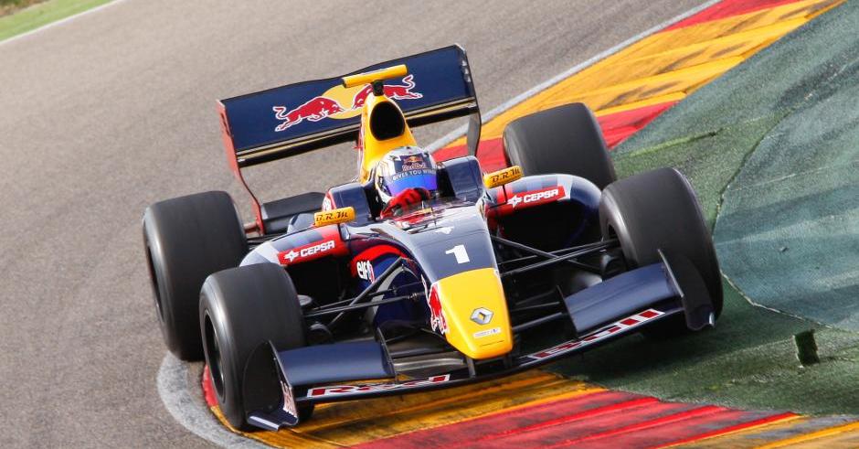 FR 3.5: Druhý den se nejlépe umístil Carlos Sainz Jr.