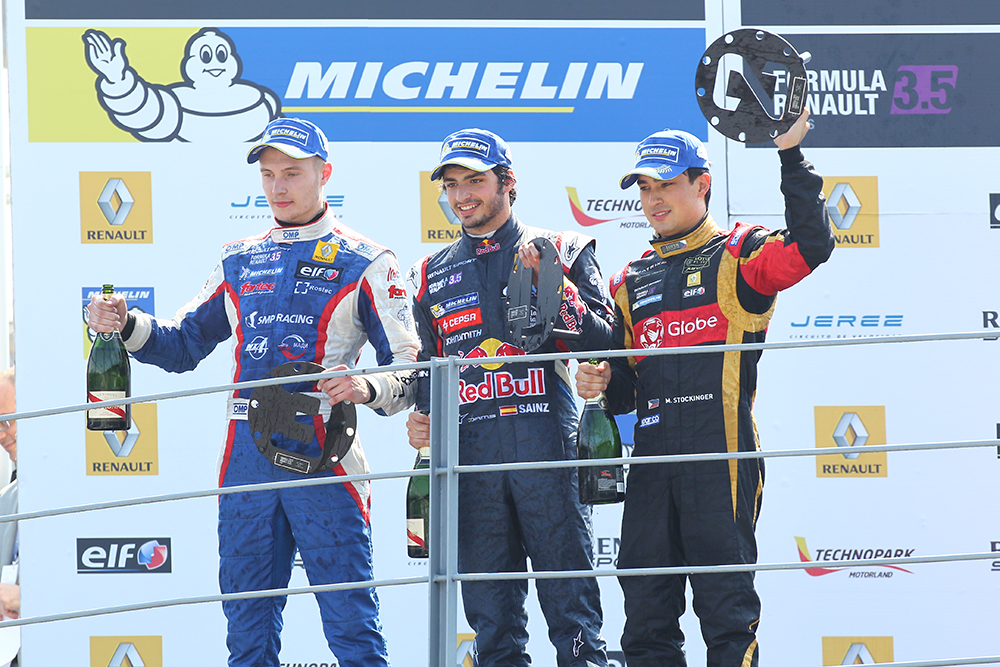 Lotus zahájil sezonu 2014 pódiovým umístěním Lotus zahájil sezonu 2014 pódiovým umístěním