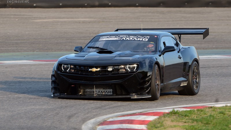 ENGE O VÍKENDU VYSTŘÍDÁ LAMBORGHINI ZA CAMARO
