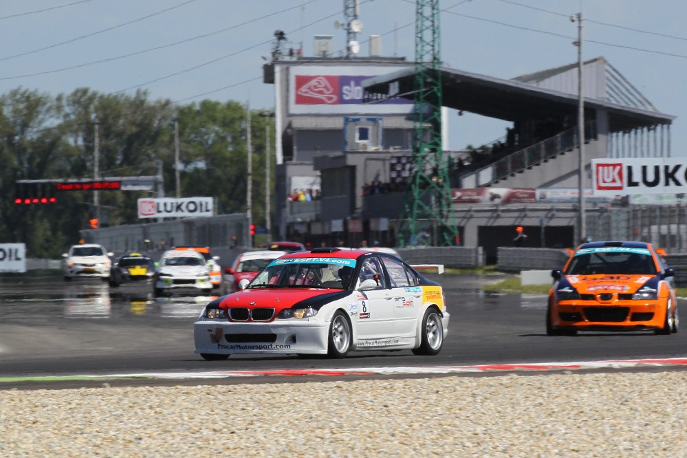 MSR na Slovakia Ringu v rámci WTCC – Peter Schober na pódiu MSR na Slovakia Ringu v rámci WTCC – Peter Schober na pódiu