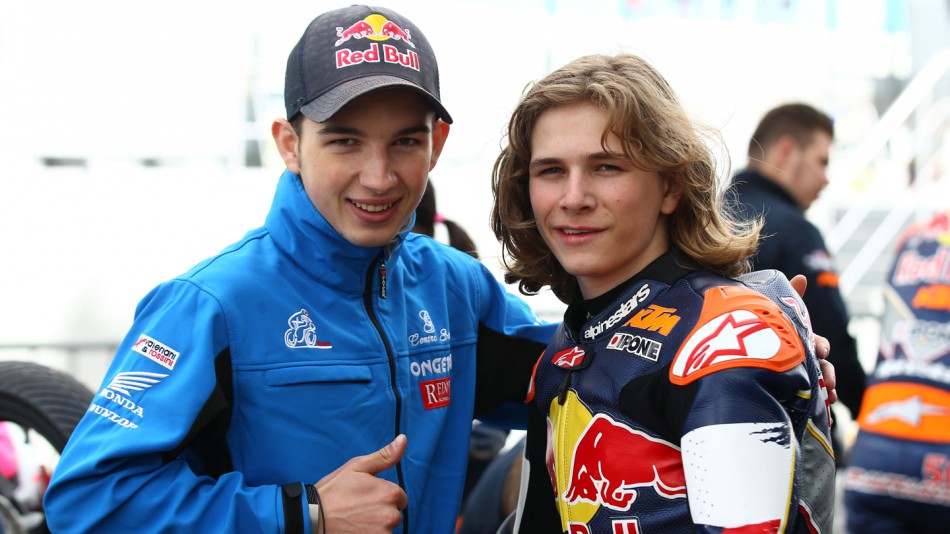 České tváře v MOTO 3, to jsou Jakub Kornfeil a Karel Hanika! České tváře v MOTO 3, to jsou Jakub Kornfeil a Karel Hanika!