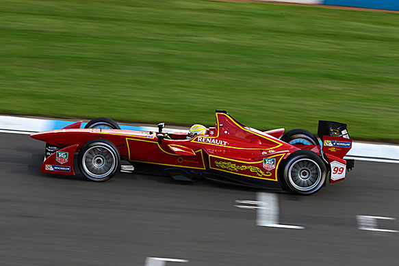 Potvrzeno, Piquet jun. míří do Formule E, druhým jezdcem China Racing je Ho-Pin Tung