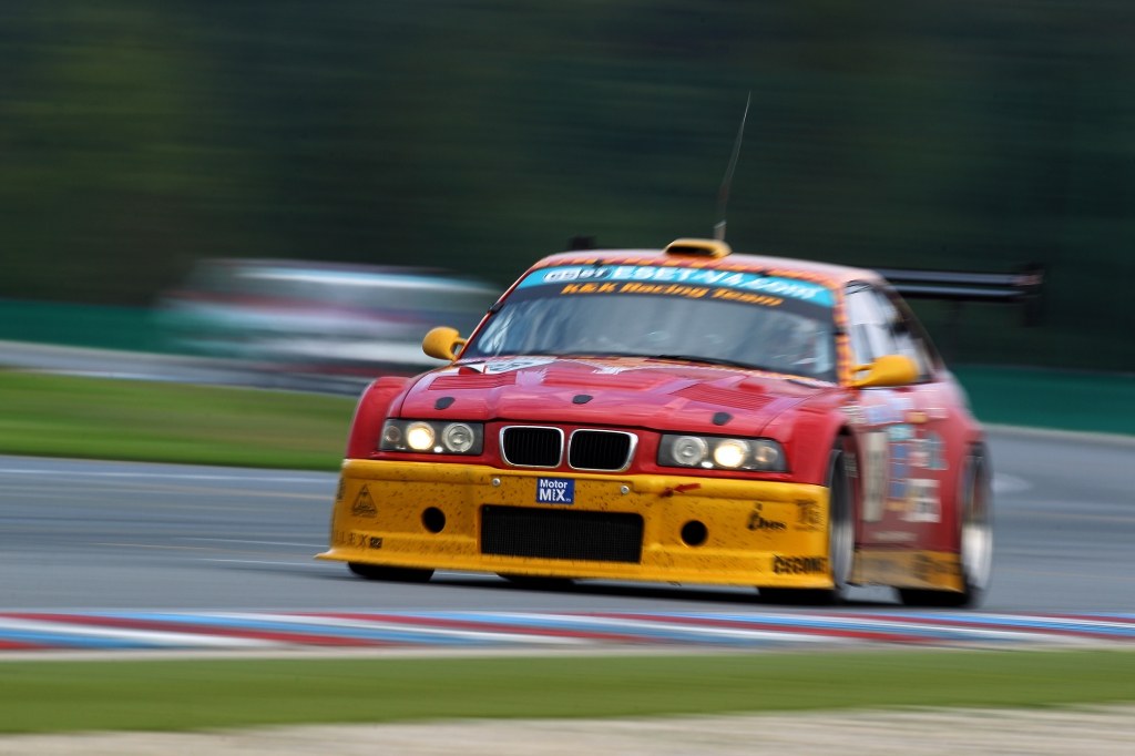 Jezdci týmu K&K Racing Válek Autosport vybojovali v Brně cenné třetí místo