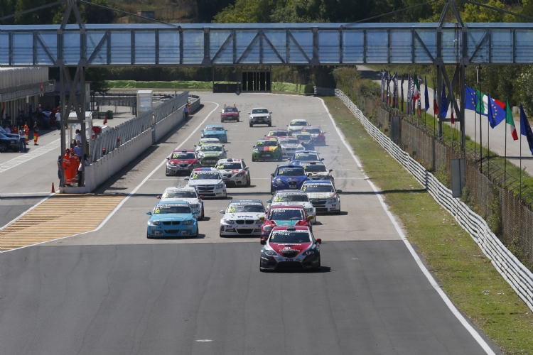 Šampionát FIA ETCC zná své šampiony