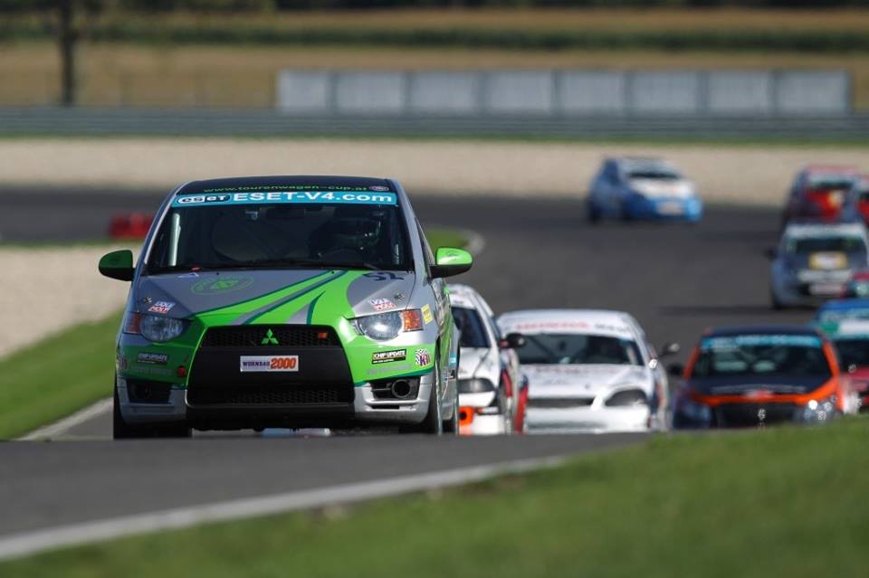 ESET TOURENWAGEN CUP oživil Sprint do 2000ccm