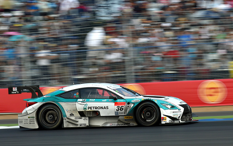 V Super GT jde do tuhého-Rossiter se díky vítězství v Thajsku dostal do čela V Super GT jde do tuhého-Rossiter se díky vítězství v Thajsku dostal do čela