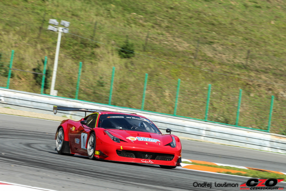 Pole position si pro dvouhodinový Epilog zajistili Písařík s Jiříkem