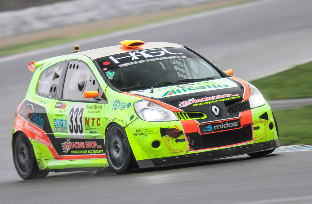 Racing ADS Team se na brněnském Dni otevřené dráhy rozloučil s českými fanoušky Racing ADS Team se na brněnském Dni otevřené dráhy rozloučil s českými fanoušky