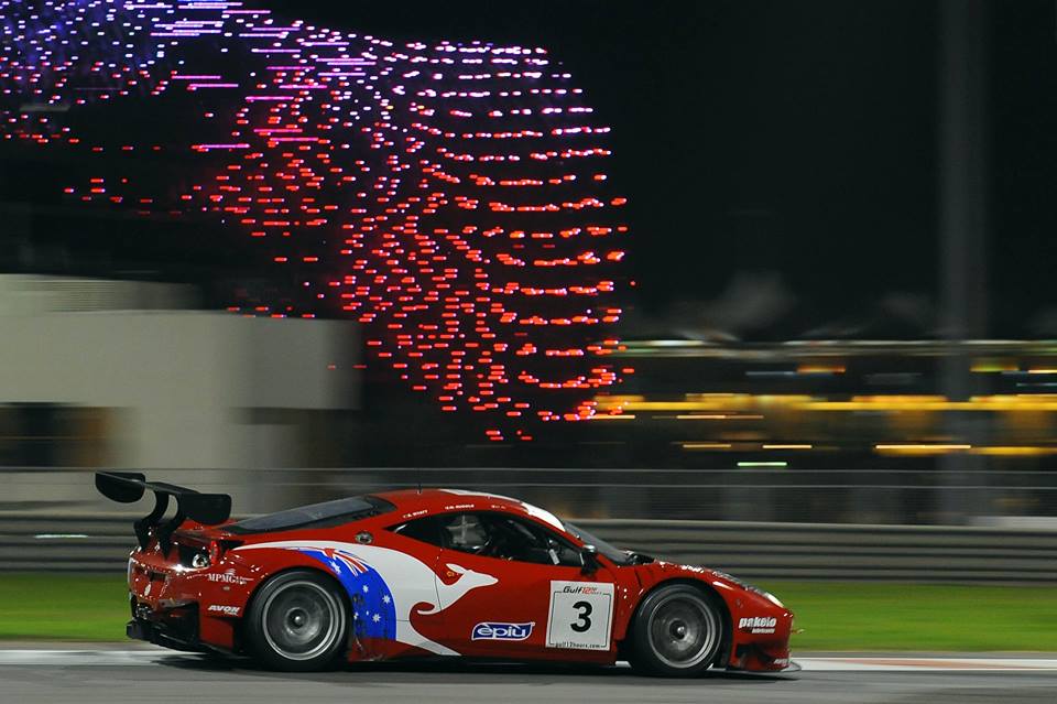 V Abu Dhabi se po tuhém boji radovalo Ferrari