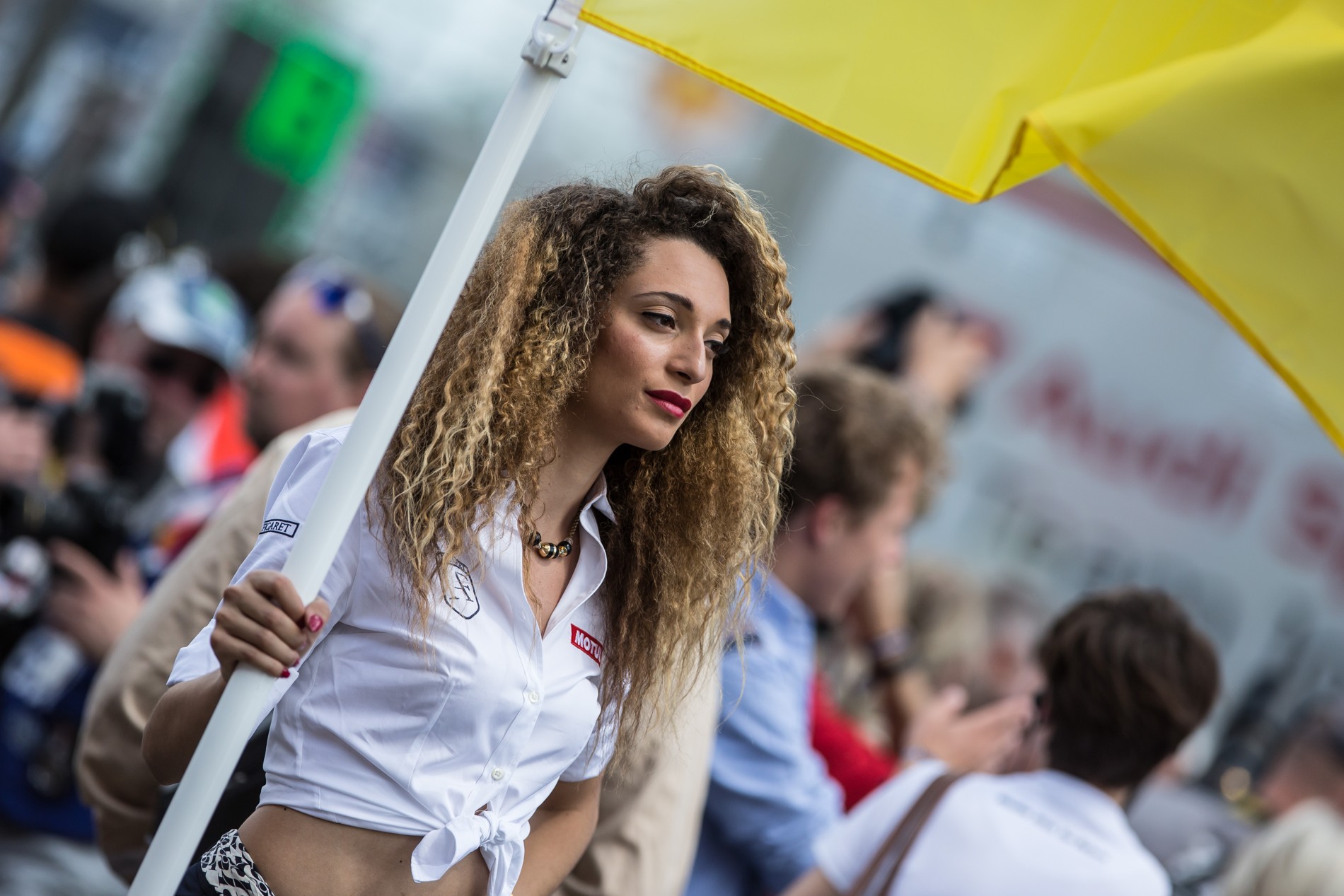 Šampionát FIA WEC se zbavil tradičních Grid Girls, k autům už je nepustí