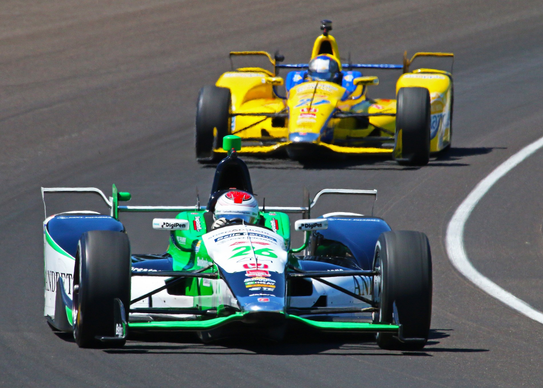 Indy 500: Muňoz nejrychlejší, vzduchem si zalétal Castroneves Indy 500: Muňoz nejrychlejší, vzduchem si zalétal Castroneves