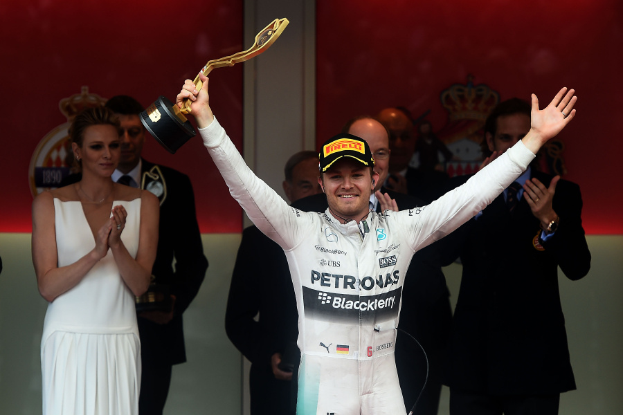 Pilot Mercedesu Nico Rosberg zvítězil ve Velké ceně Monaka
