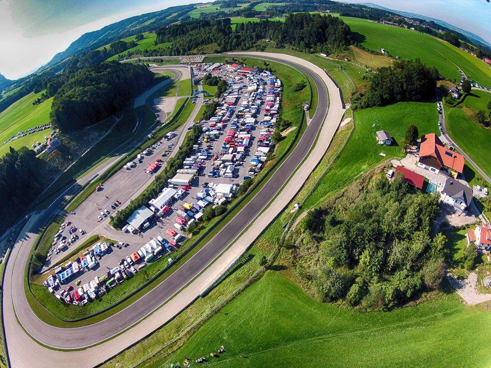 Salzburgring a obávaná zatáčka Fahrerlagerkurve