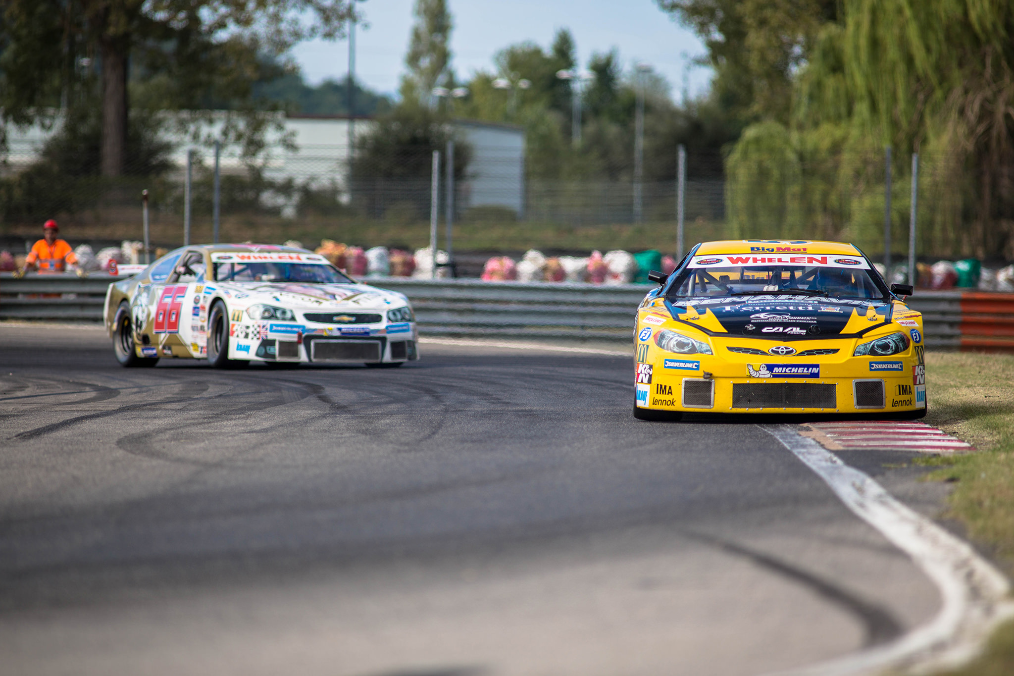 V semifinále NASCAR Whelen Euro Series Malchárek poskočil na 4. miesto medzi nováčikmi V semifinále NASCAR Whelen Euro Series Malchárek poskočil na 4. miesto medzi nováčikmi