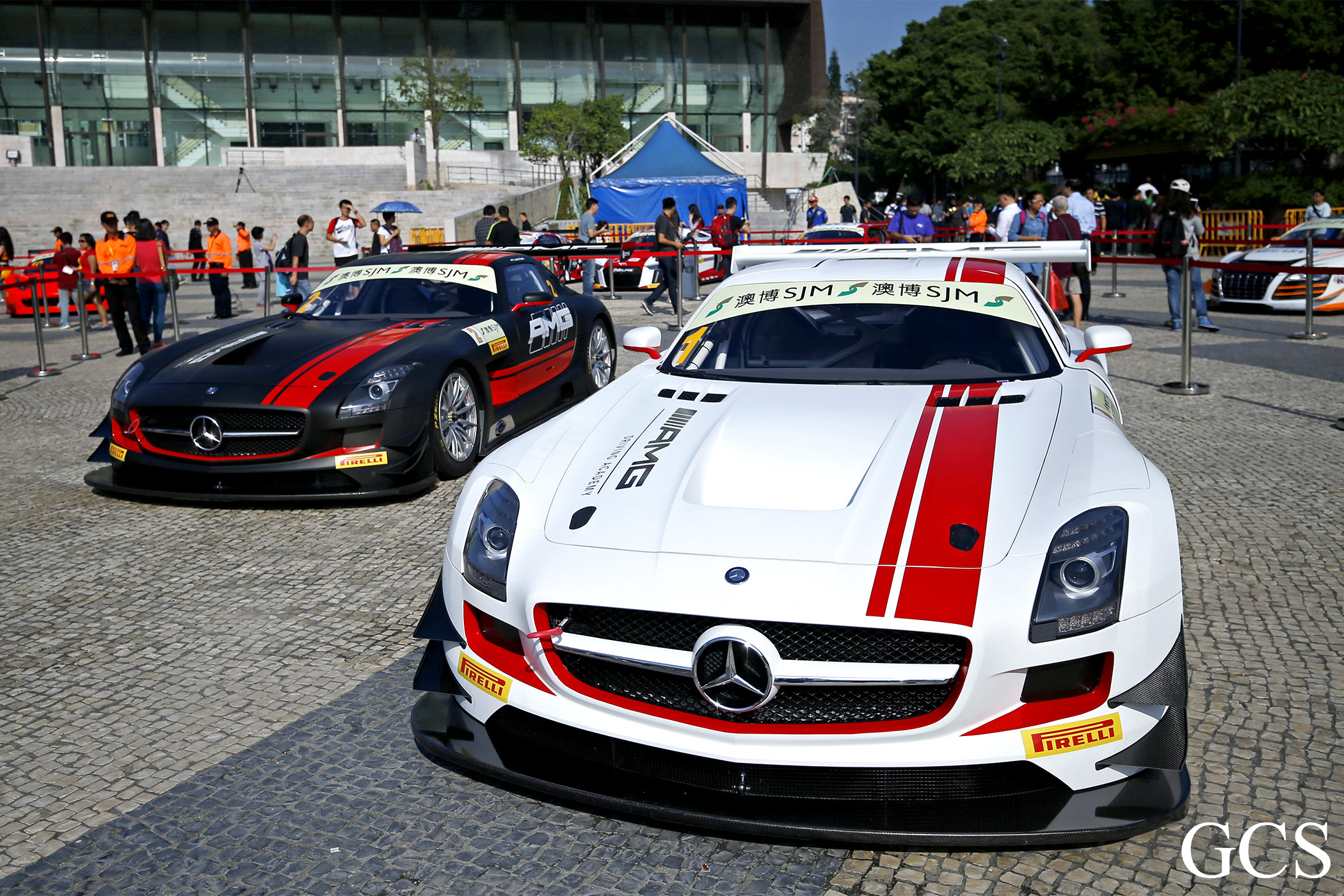 FIA GT World Cup: První trénink pro Mercedes FIA GT World Cup: První trénink pro Mercedes