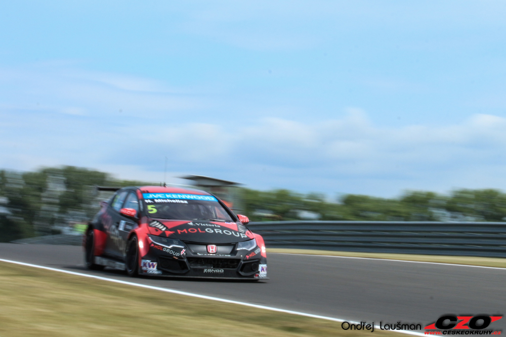 Zengő chce pokračovat ve WTCC s dalším maďarským jezdcem Zengő chce pokračovat ve WTCC s dalším maďarským jezdcem