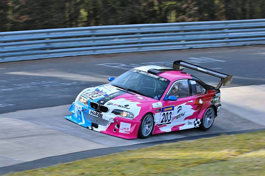 VLN – ta největší výzva vůbec, První závod nám nevyšel podle představ, ale do konce roku jich je dalších devět! VLN – ta největší výzva vůbec, První závod nám nevyšel podle představ, ale do konce roku jich je dalších devět!