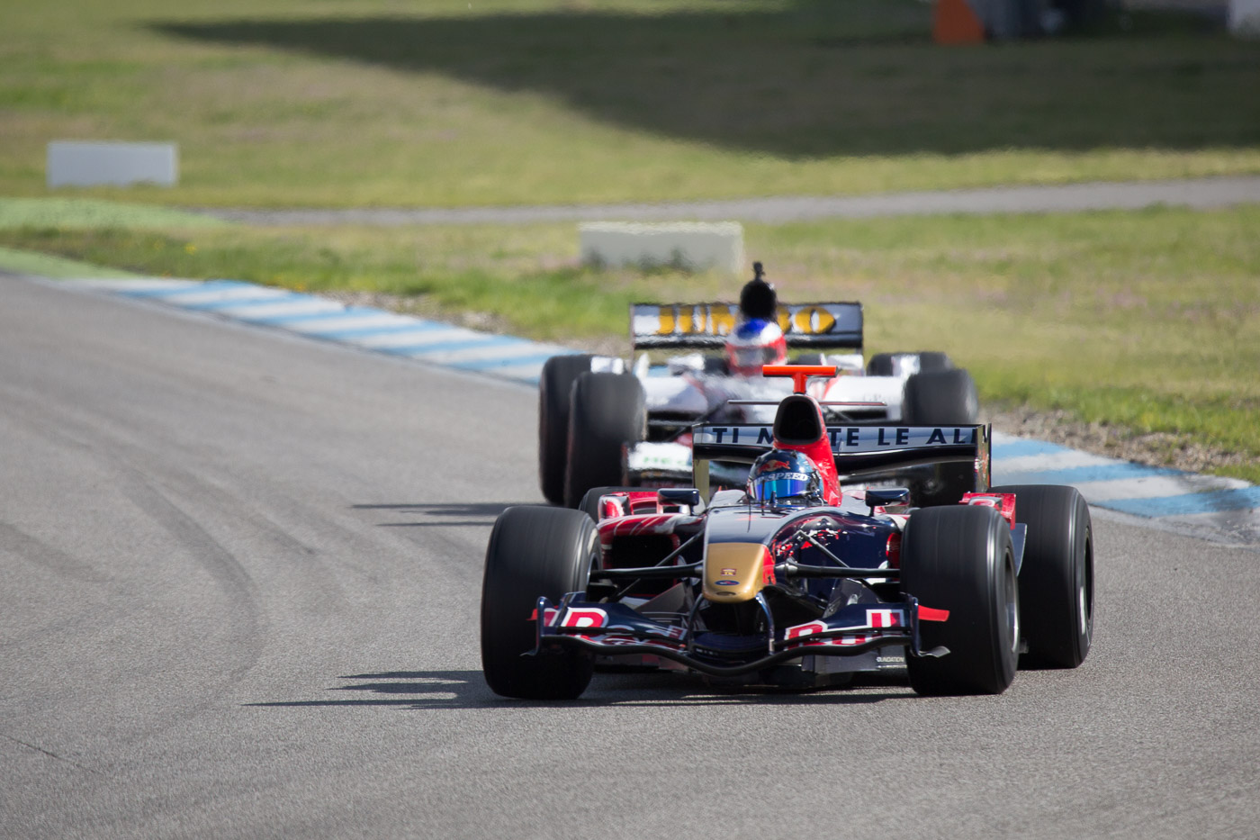 BOSS GP – F1 ovládají první závod