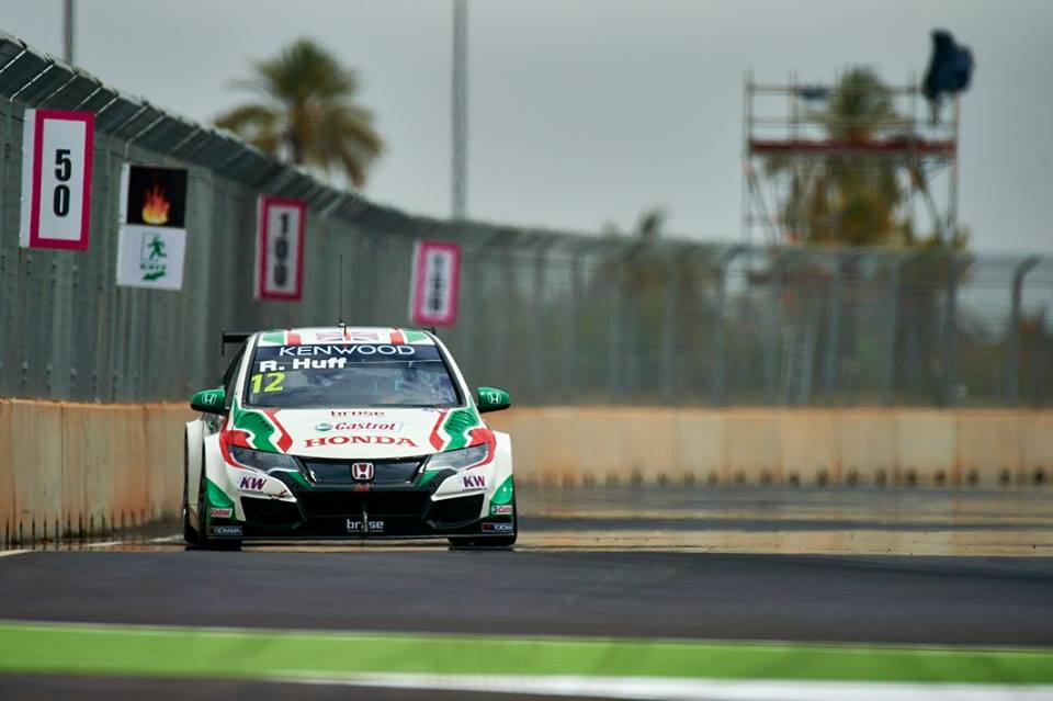 WTCC: Huff zahájil nejrychleji závodní víkend na nové trati v Maroku