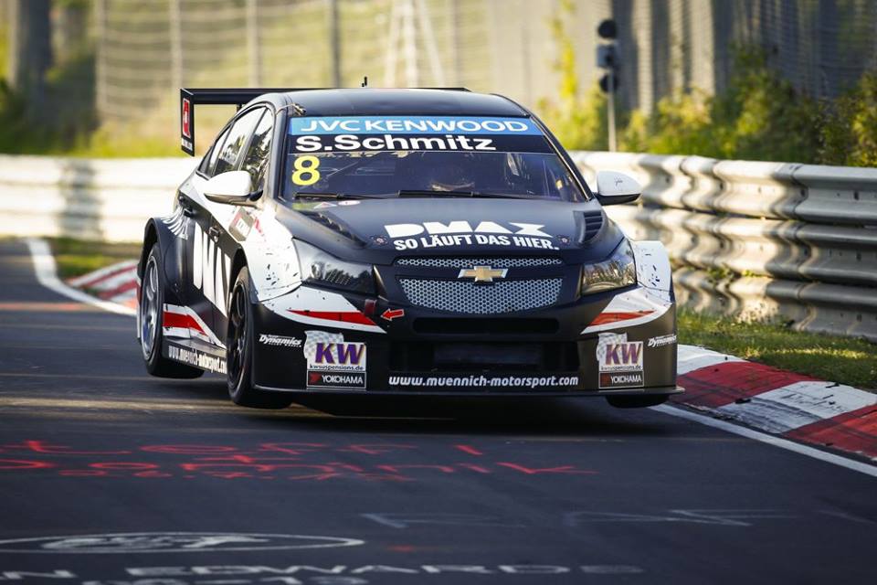 Sabine Schmitzová bude i letos závodit na Nordschleife v závodech WTCC