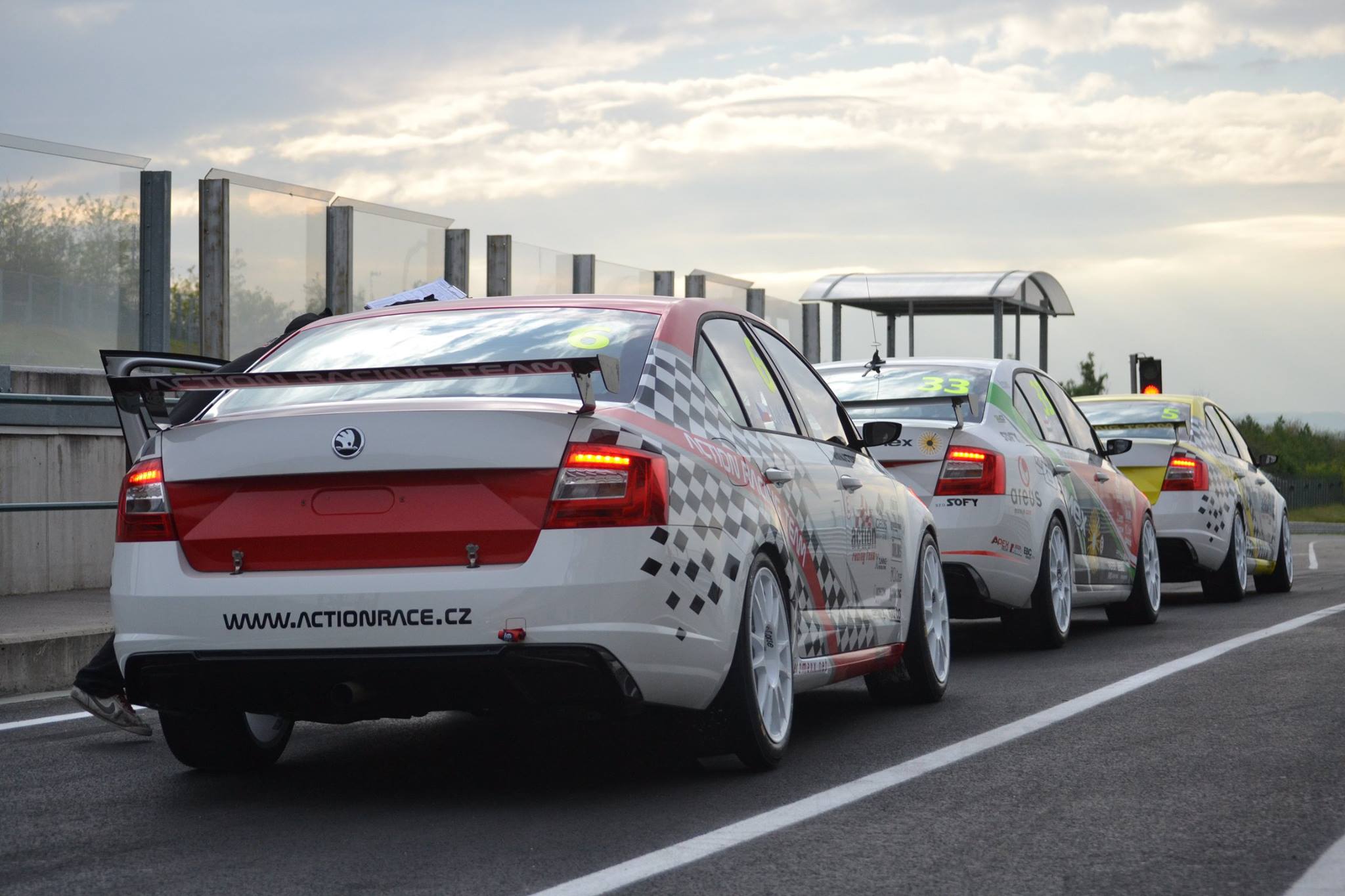 Action Racing Team zahájil Octavia Cup třetími místy