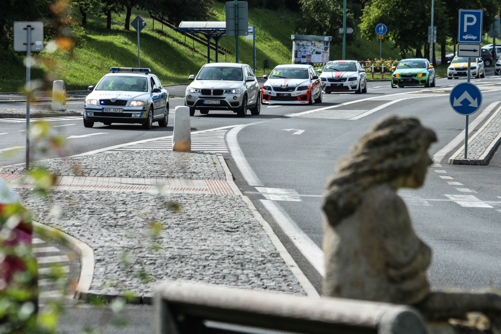 Pátečním tréninkům Škoda Octavia Cupu dominovali Gábor Tim a Tomáš Pekař