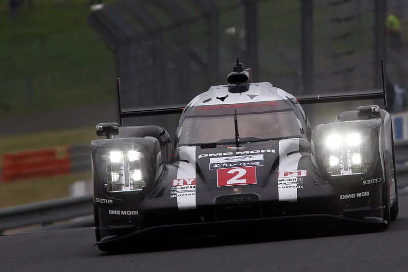 Provizorní pole position po první kvalifikaci v Le Mans bere Porsche