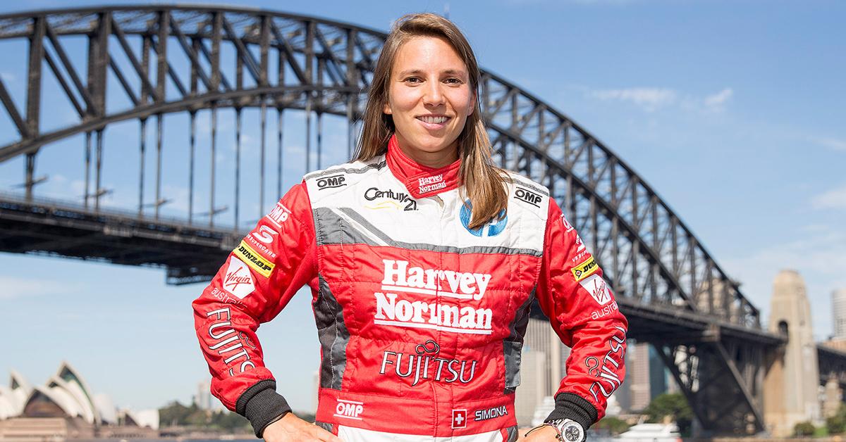 Australská série Supercars strůjcem tříletého kontraktu Simony De Silvestro