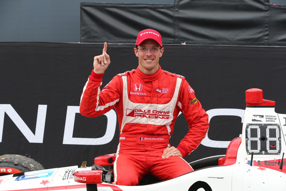IndyCar: Francouzskou bitvu v ulicích St. Petersburgu pro sebe rozhodl Bourdais – galerie IndyCar: Francouzskou bitvu v ulicích St. Petersburgu pro sebe rozhodl Bourdais – galerie