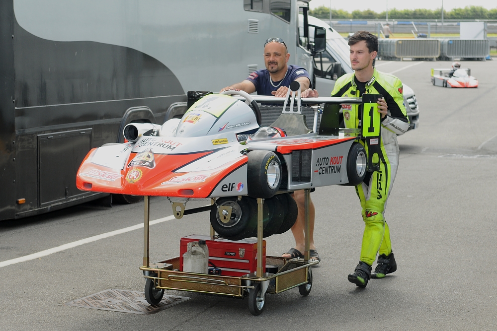 Adam Kout vstupuje do další sezony seriálu Mistrovství Evropy superkartů