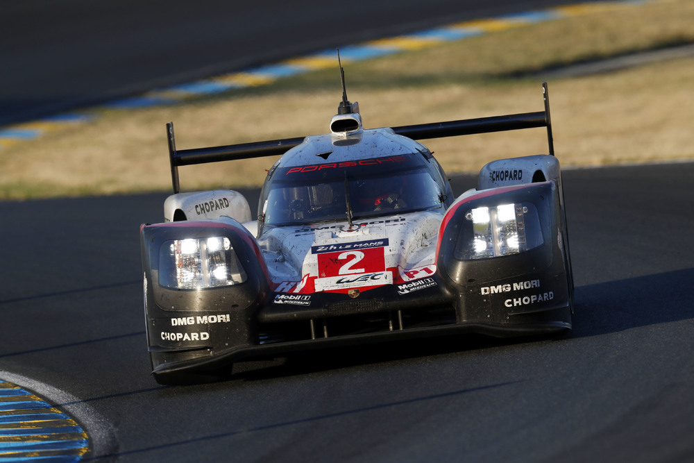 V Le Mans vítězí Porsche!
