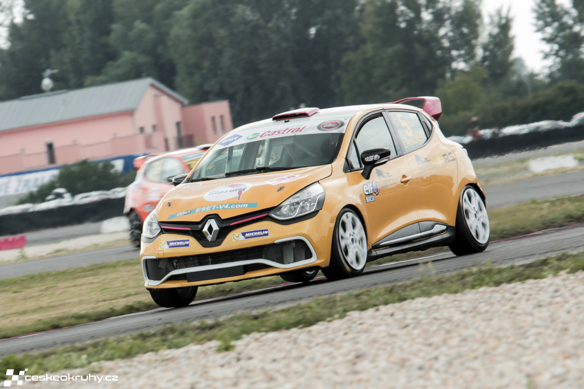 Zoran Poglajen využil startu z pole-position a vyhrál druhý závod