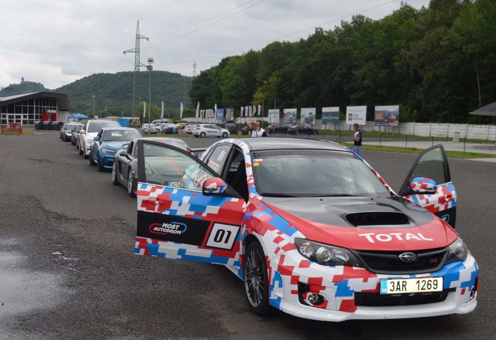 Pod taktovkou Tomáše Engeho se zdokonalovali amatérští jezdci