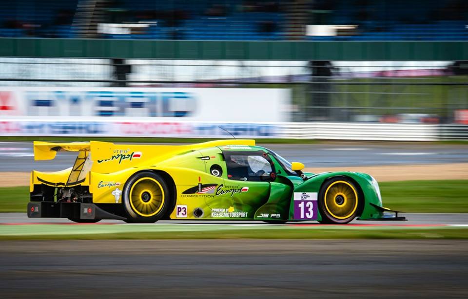 Simracera Petra Lisu z firmy MOTORSPORT SIMULATOR čeká test s prototypem LMP3 Simracera Petra Lisu z firmy MOTORSPORT SIMULATOR čeká test s prototypem LMP3