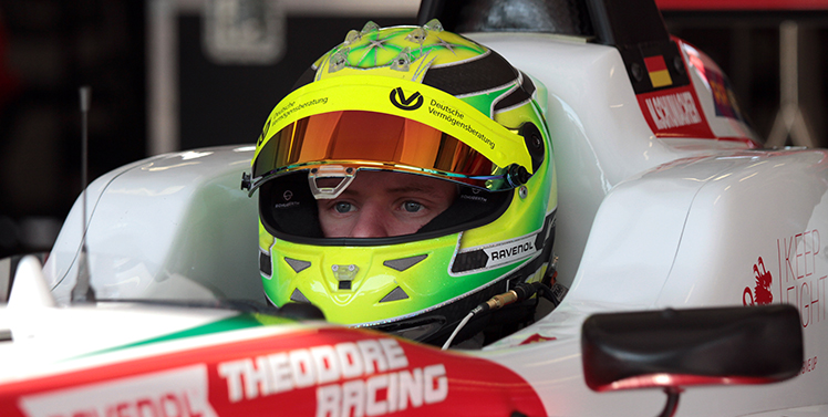 V předsezónních testech evropské F3 byl nejrychlejší Mick Schumacher