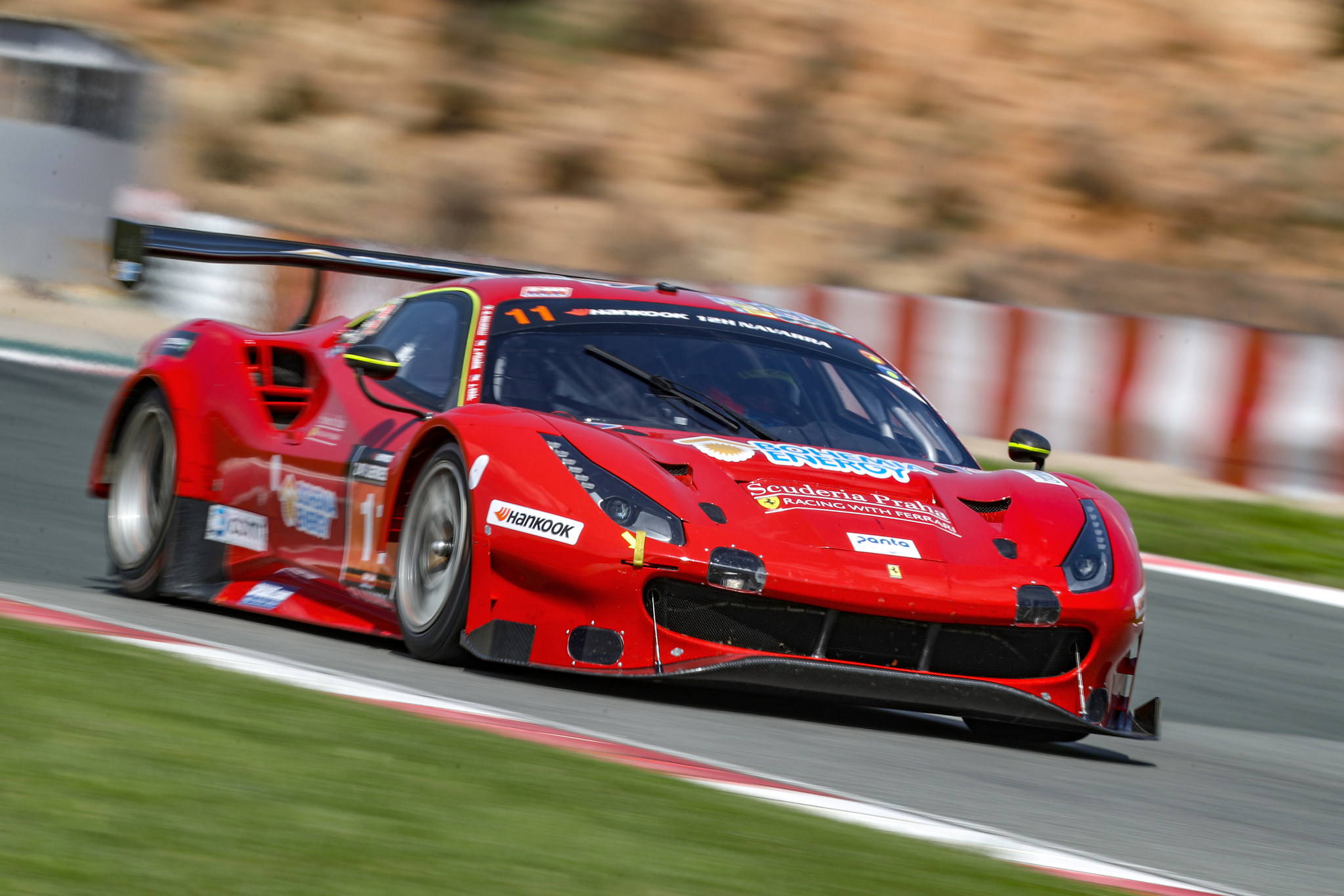 Scuderia Praha vítězí v dalším závodě 24h Series