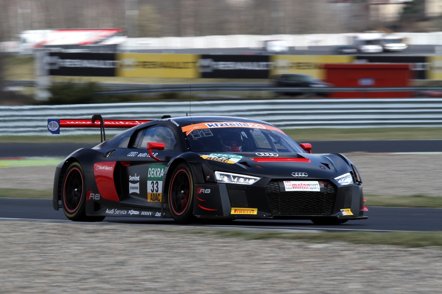 ADAC GT Masters pokračuje o víkendu na mosteckém autodromu