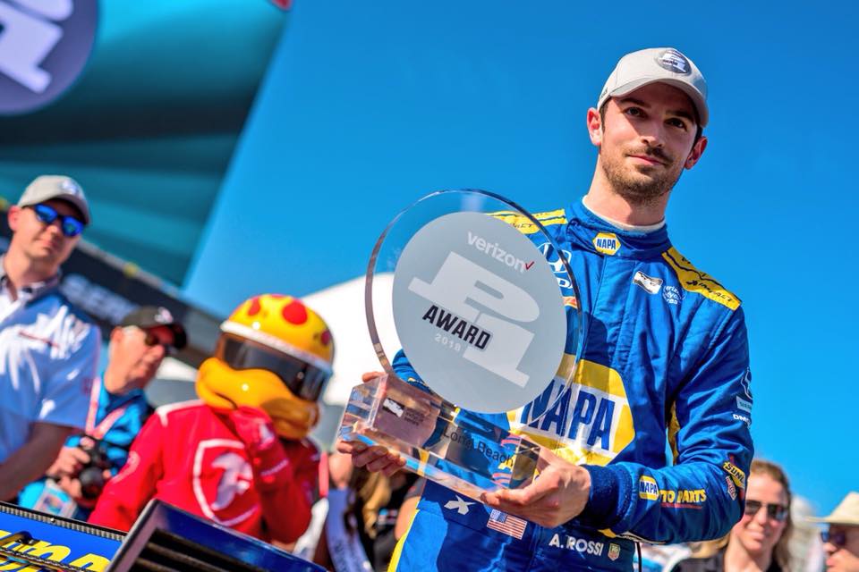 V Long Beach odstartuje z pole position Alexander Rossi