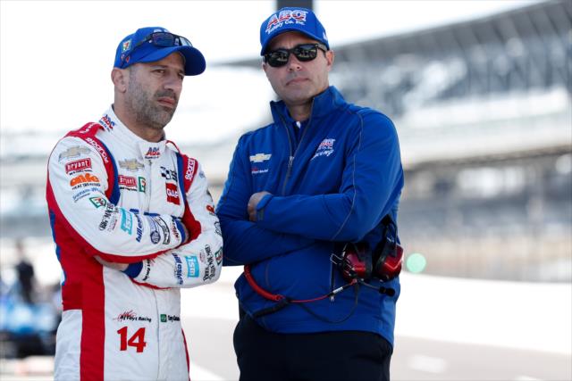 První den testů v Indianapolis patřil Kanaanovi