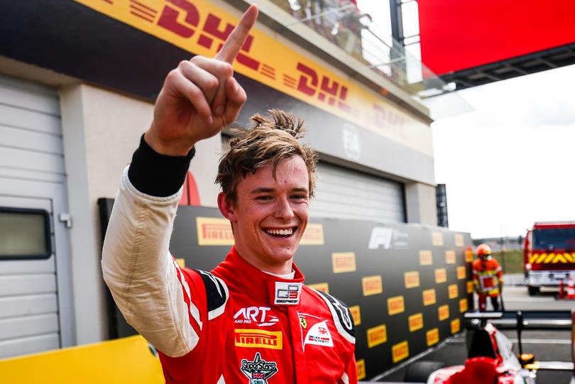 GP3 v Le Castellet: Callum Ilott poprvé na nejvyšším stupínku