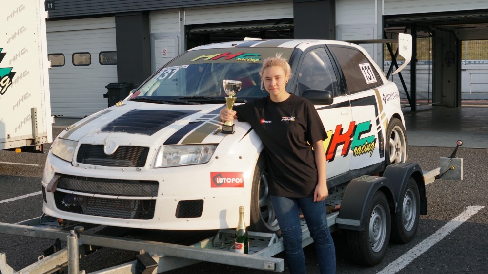 HKC Racing Team zaznamenal další zlato z Carbonia Cupu i úspěšný debut