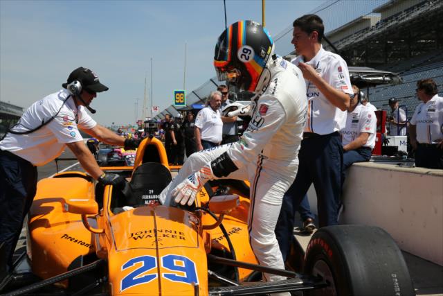 Alonso by mohl již v září testovat vůz IndyCar