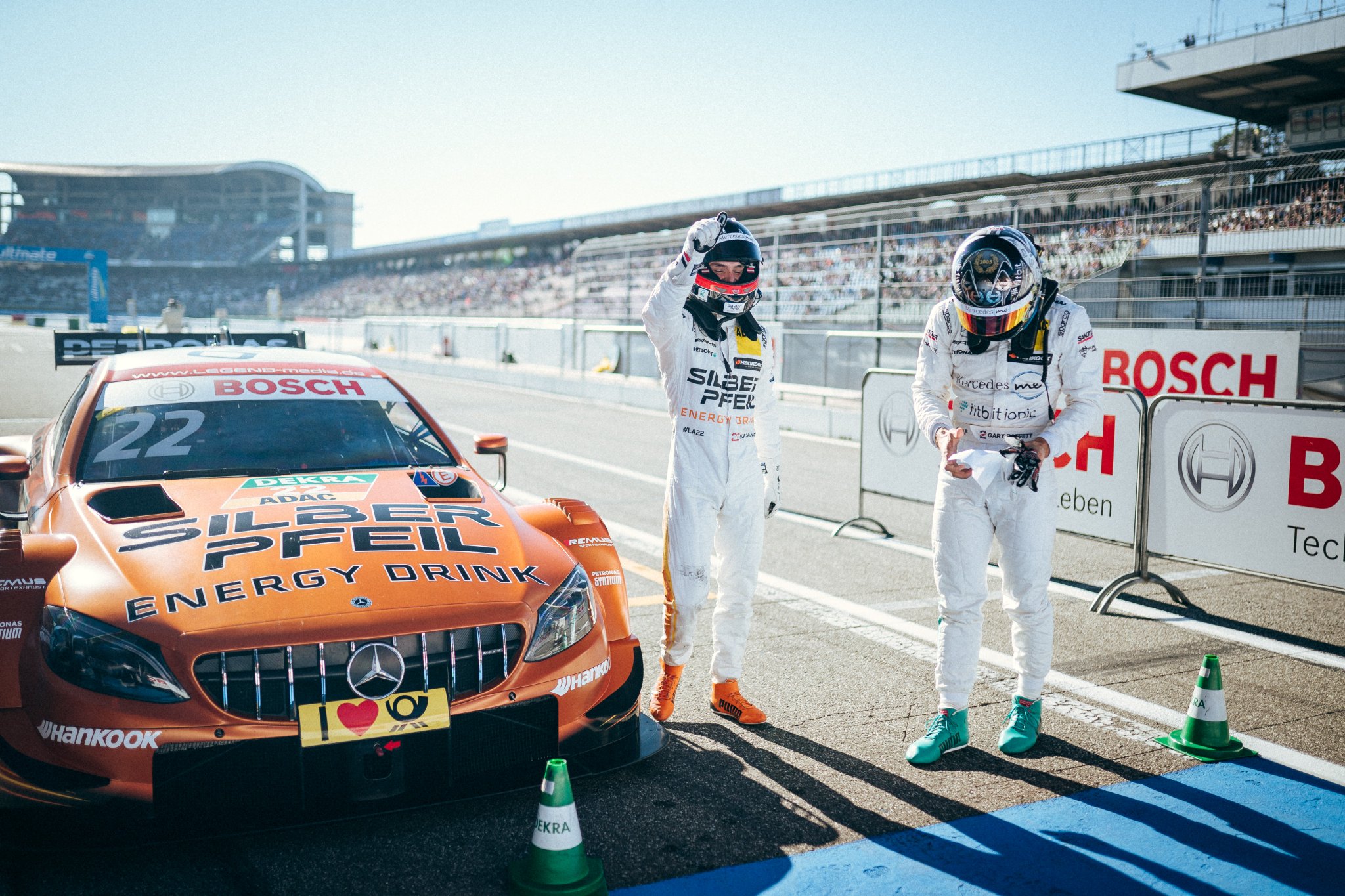 DTM na Hockenheimringu: Sobotní kvalifikaci ovládl Auer před Paffettem