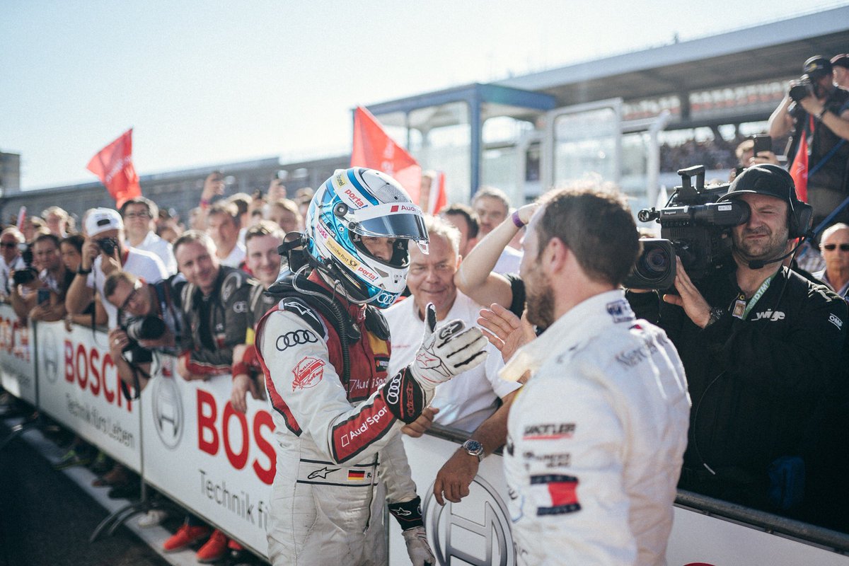 DTM na Hockenheimringu: Rastova vítězná šňůra nekončí ani ve druhém závodě, Paffett je šampionem